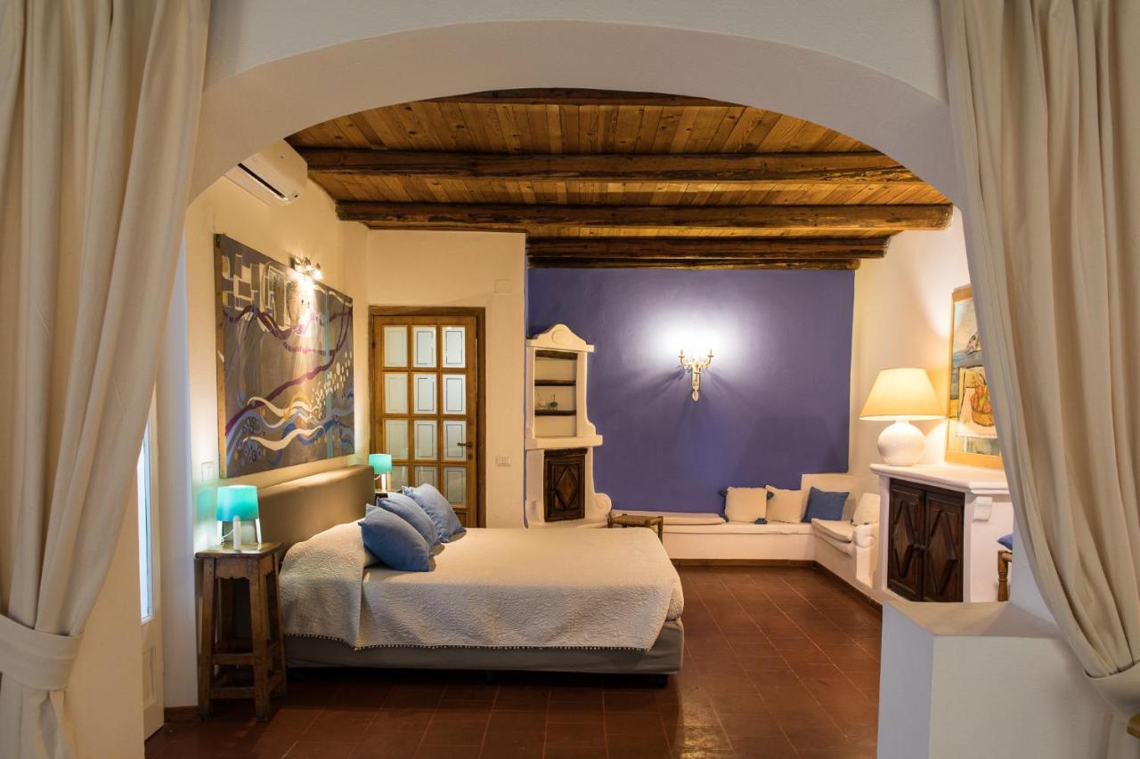 Palmasera Charming Suites Cala Gonone Ngoại thất bức ảnh