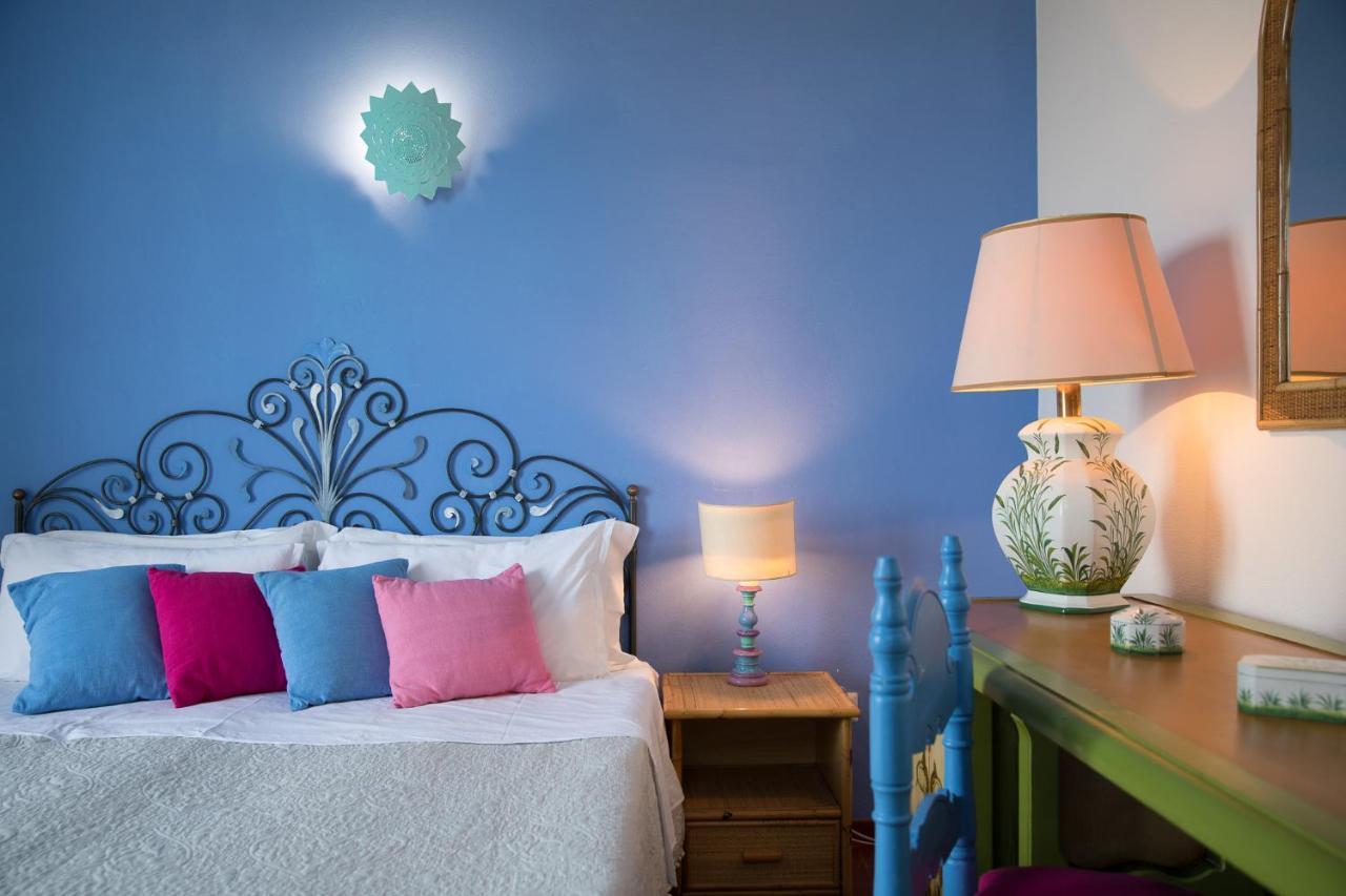 Palmasera Charming Suites Cala Gonone Ngoại thất bức ảnh