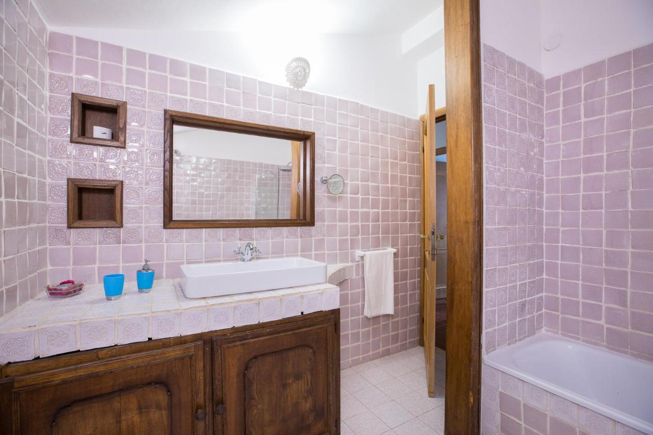 Palmasera Charming Suites Cala Gonone Ngoại thất bức ảnh